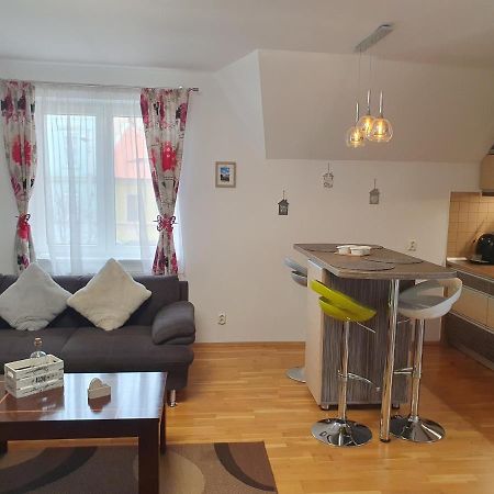 Smiley Apartment Sibiu Ngoại thất bức ảnh