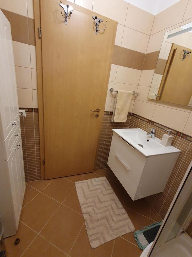 Smiley Apartment Sibiu Ngoại thất bức ảnh